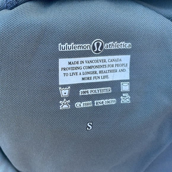 Lululemon Athletica cycling jersey Made in Canada - Picture 5 of 8